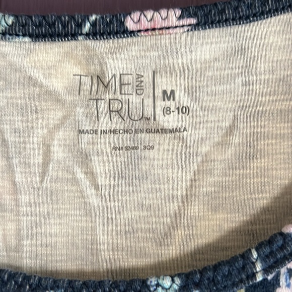 Time and Tru medium 3/4 sleeve top - Picture 2 of 2